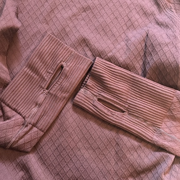 Lululemon Rest Less Pullover Long Sleeve, sz 10 - Picture 6 of 7